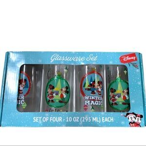 NIB Disney Mickey Mouse Christmas Glass Set of 4